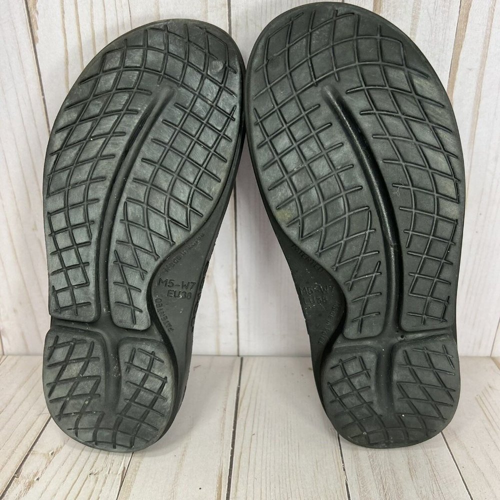 Oofos Oocloog Recovery Clogs Black Slides Womens … - image 8